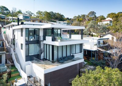 Front view of luxury waterfront home built by Brock build in the Sutherland Shire